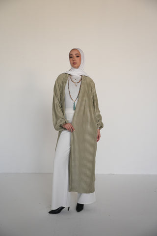 Pleats Bloom Kimono - Light Sage