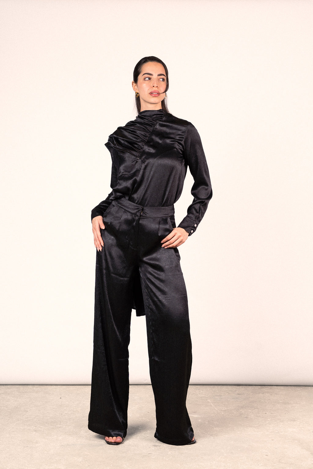 The Cape Pants - Black