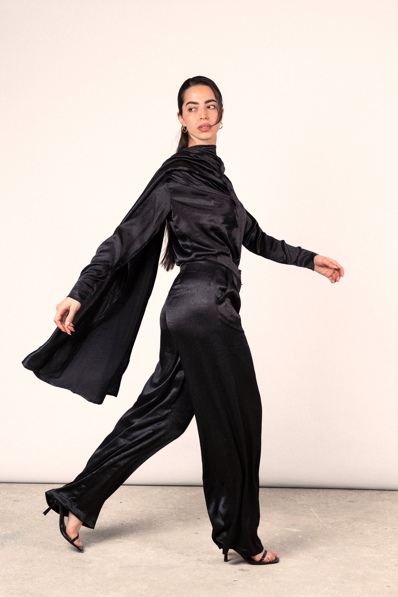 The Cape Pants - Black