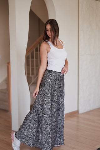 Noir Essence Skirt