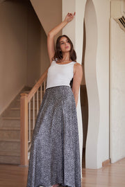 Noir Essence Skirt