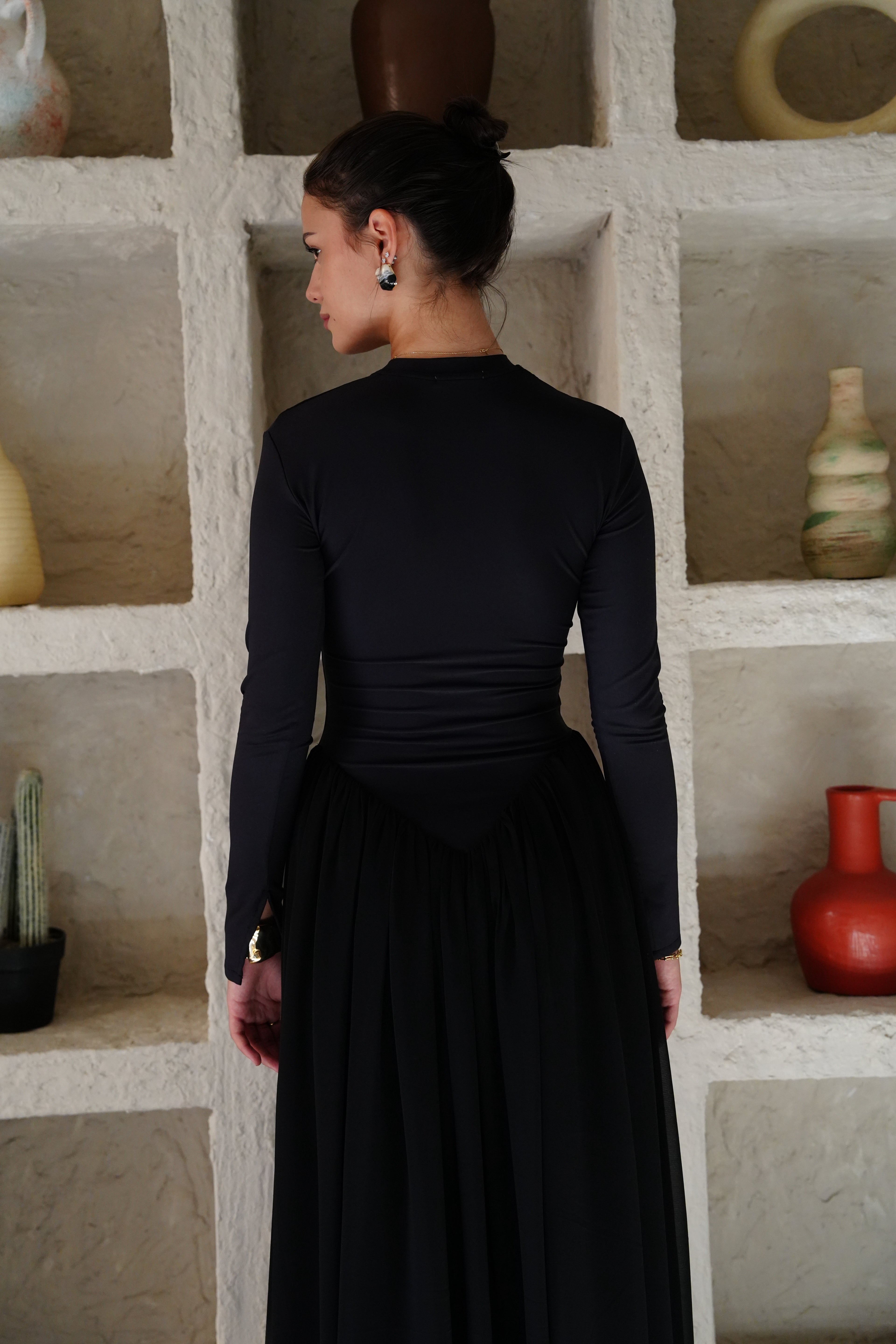 V-Waist Maxi Dress - Black